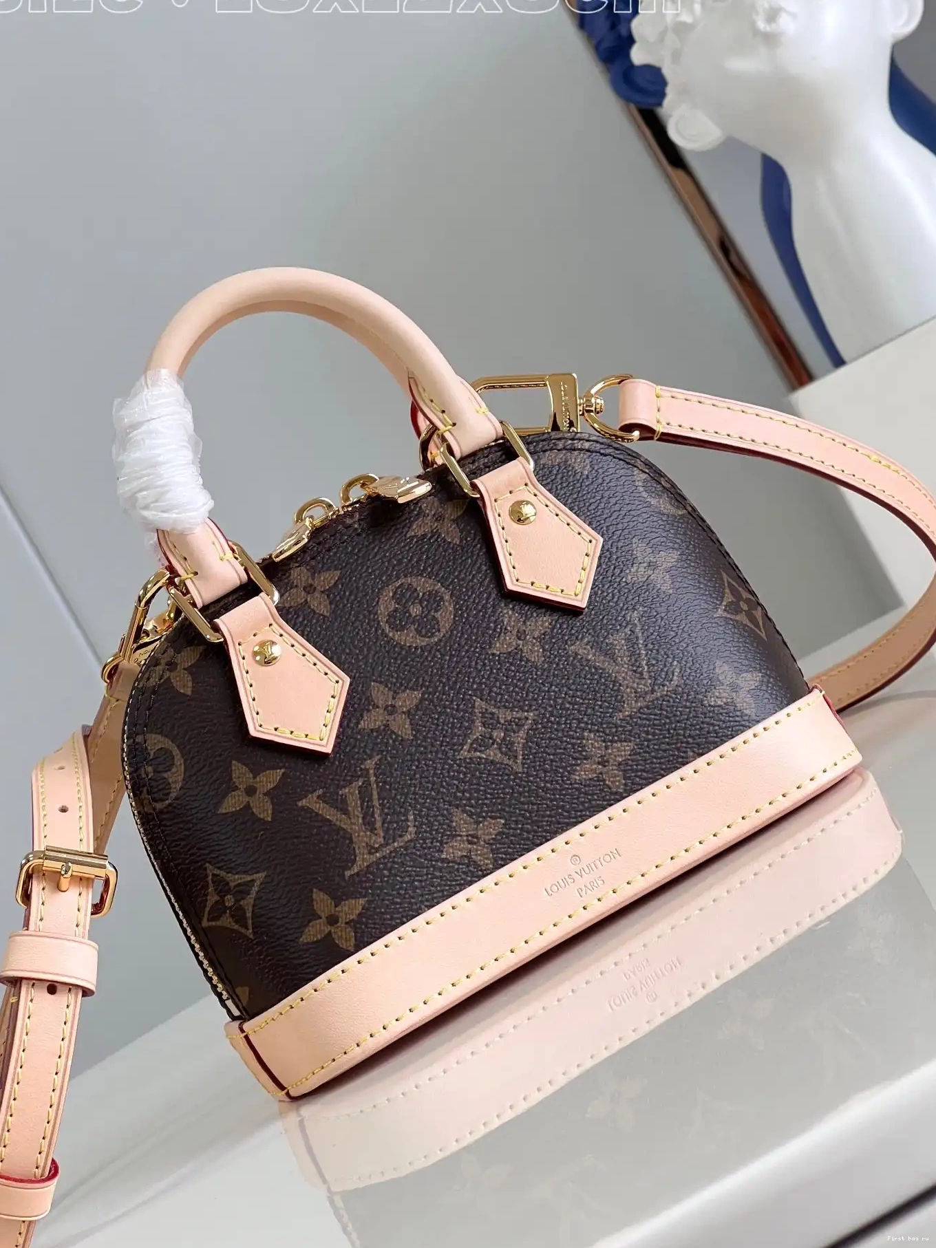 First bag ru VUITTON Nano LOUIS Alma 0707